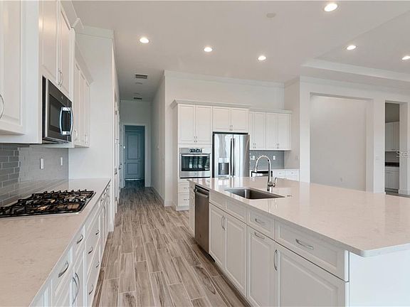 4th image of 8937 Artisan Way