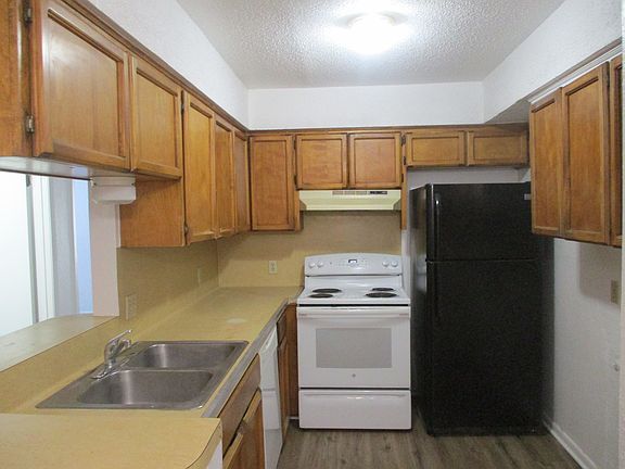 4th image of 3613 Crestbrook Ct #11392806