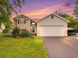 505 Deerwood Ct, Hammond, WI 54015