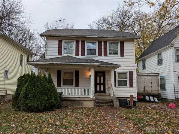 2028 Rugby Rd, Dayton, OH 45406