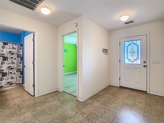 4th image of 5166 NE 122nd Blvd