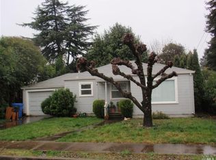 229 Gilbert Dr, Santa Rosa, CA 95405