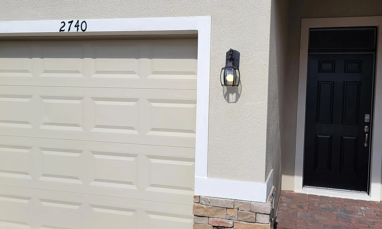 2740 Hogan Dr — Photo 1