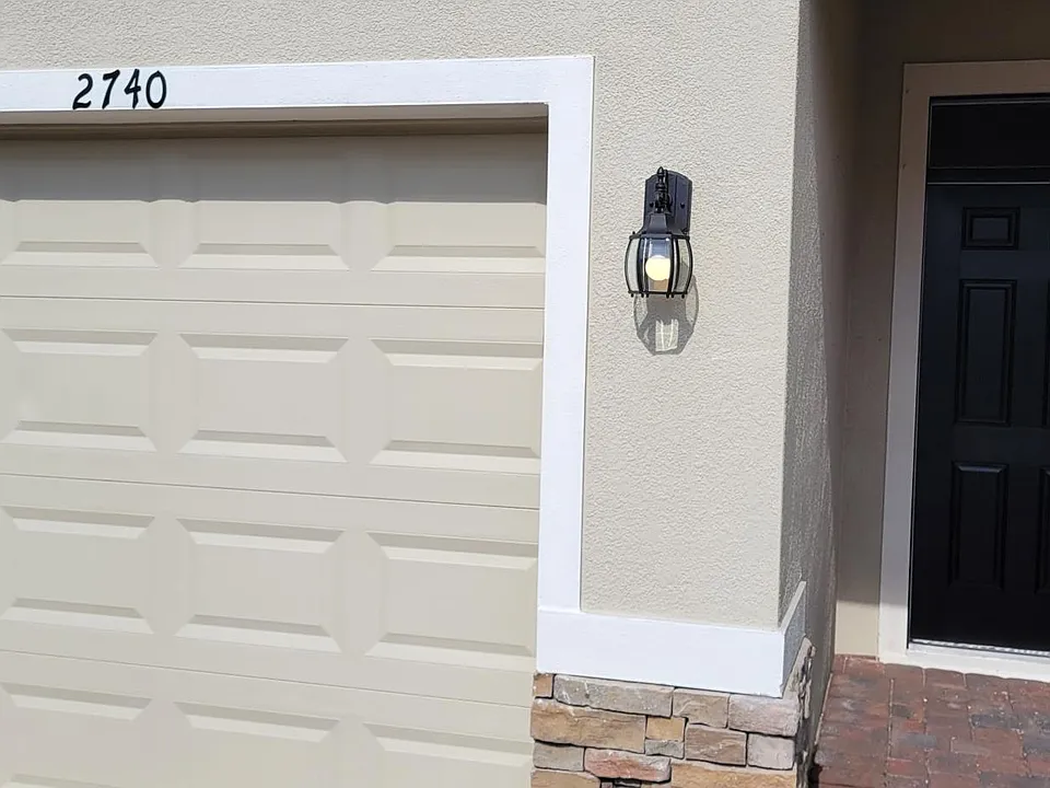 2740 Hogan Dr