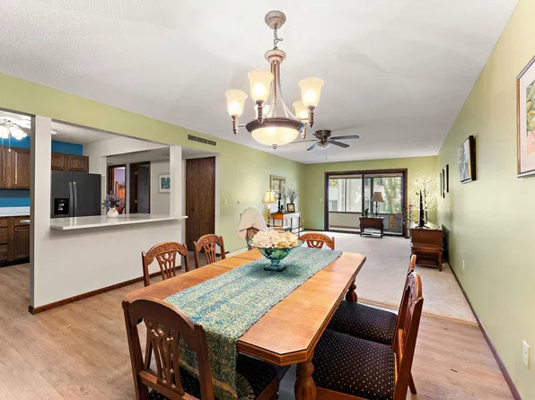 10540 43rd Ave N APT 203, Plymouth, MN 55442