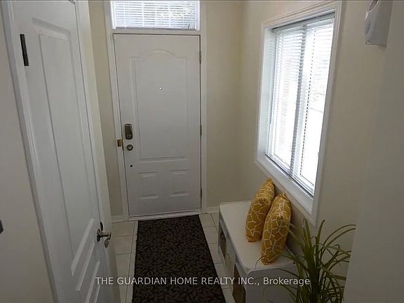 4th image of 1355 Altona Rd #1