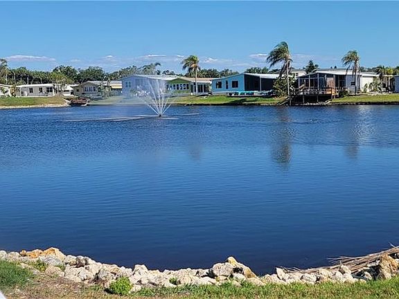 3rd image of 4709 Kon Tiki Ln
