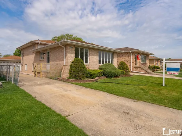 8034 Nordica Ave, Burbank, IL 60459