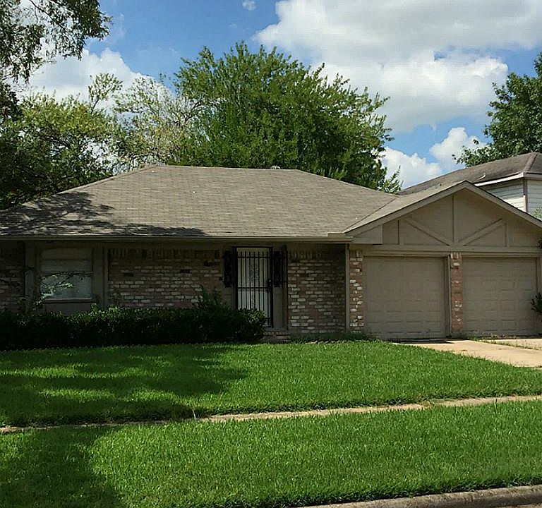 1st image of 6734 Rowell Ct