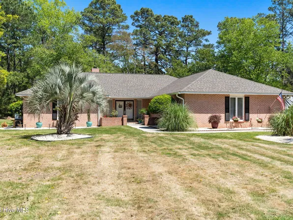 40 Fairway Drive, Shallotte, NC 28470