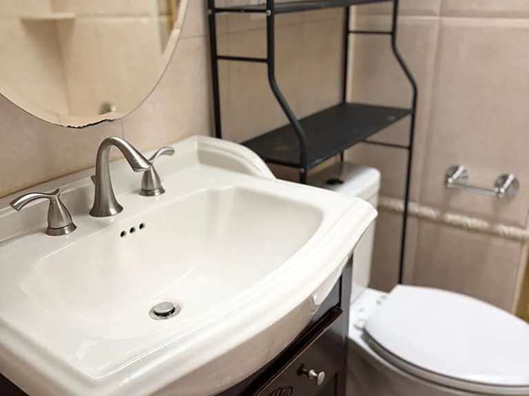 1001 Norwood Ave #3 — Photo 4