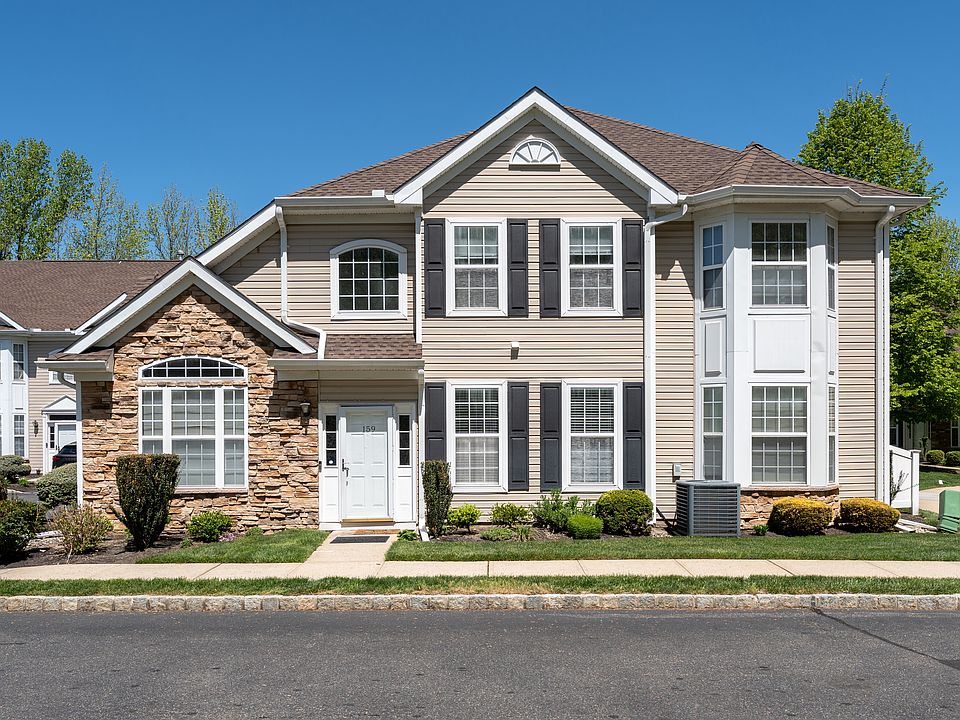 1st image of 159 Shinnecock Dr