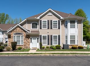 159 Shinnecock Dr, Manalapan, NJ 07726