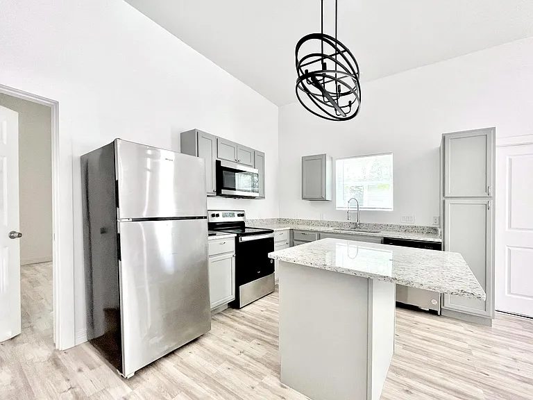 Modern Kitchen