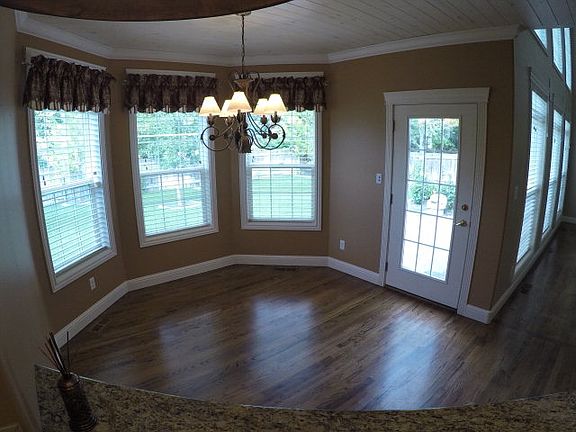 5th image of 3903 Stonebrook Pl