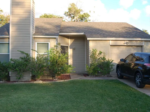 7526 Log Cradle Dr, Houston, TX 77041