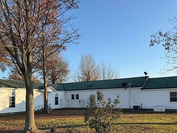 3rd image of 1068 County Road 546