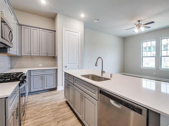 5th image of 4139 Kearsage Dr