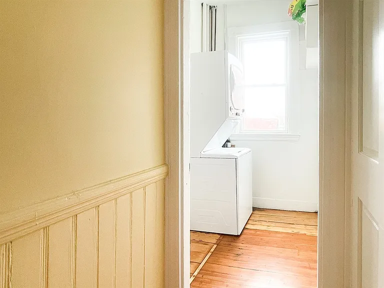 381 Centre St #2 — Photo 6