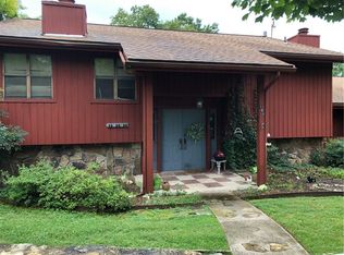 190 Hummingbird Ln, Eureka Springs, AR 72632