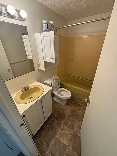109 Union Ave #7 Photo 1