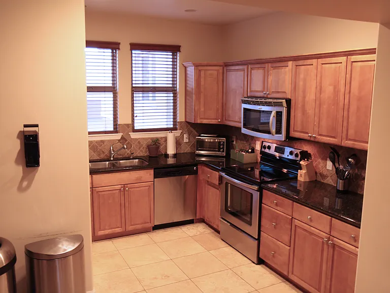 645 S Roosevelt St — Photo 7