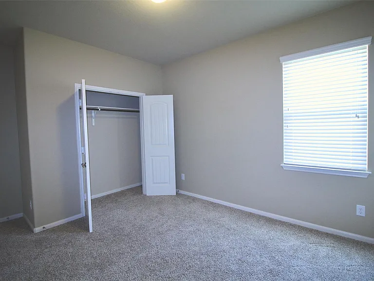 25311 Saddlebrook Ranch Dr — Photo 18
