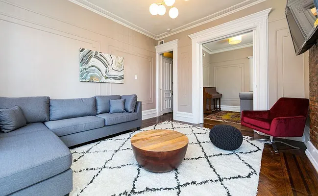 Rented by Remax Real Estate Professionals | media 25