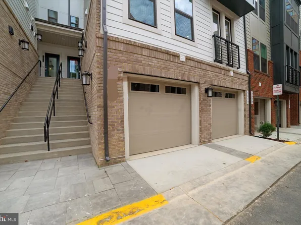 5678 Stephanie Tessa Way, Alexandria, VA 22303