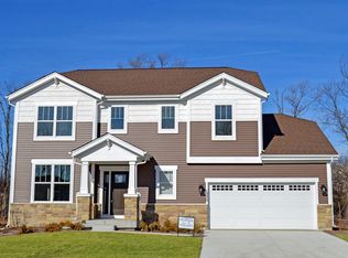 2170 Walnut Glen Blvd, Island Lake, IL 60042