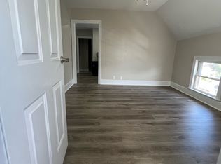 250 Barnes St APT 2, Fall River, MA 02723