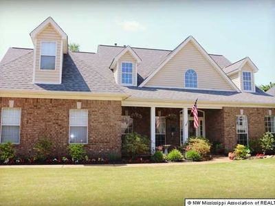 731 Bending Oak N, Hernando, MS, 38632