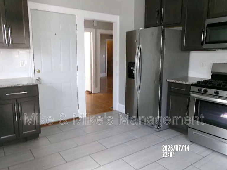 6424 W Chambers St — Photo 25