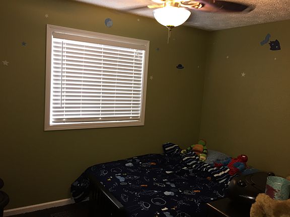 spare bedroom