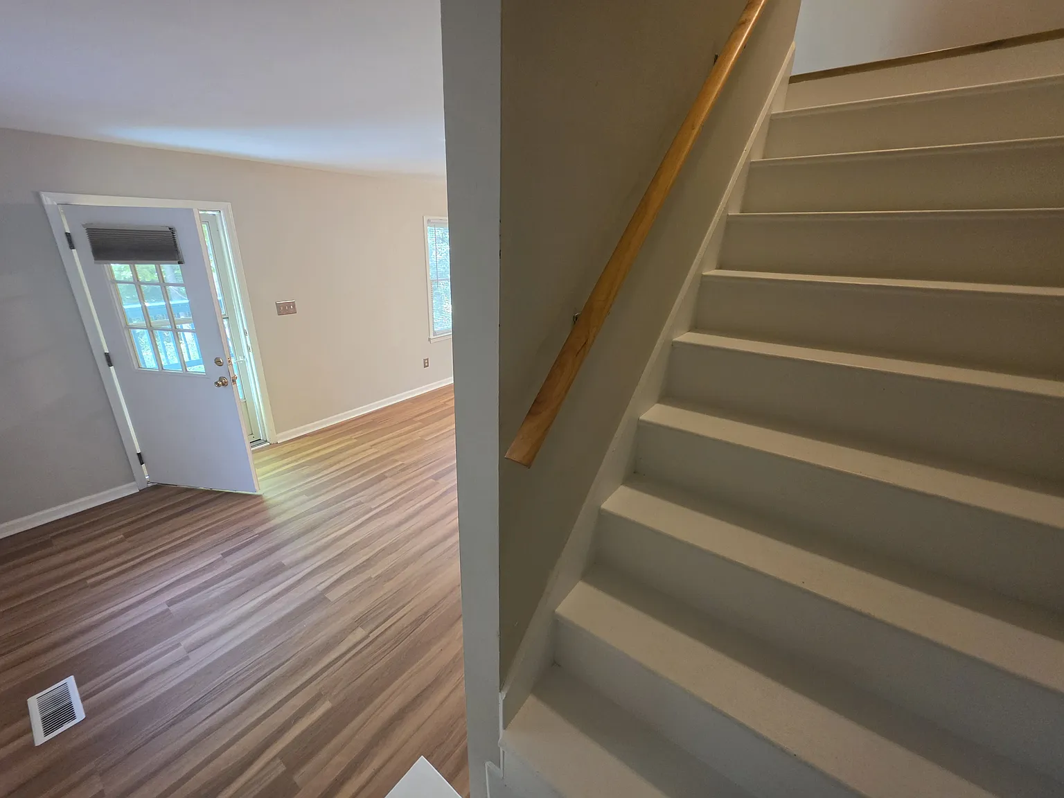 2 bed, 700 sqft, $1,500 — Photo 4