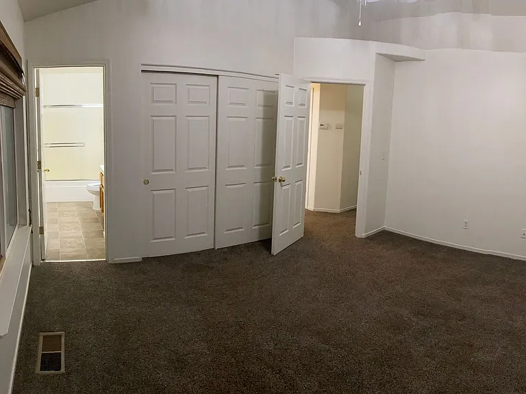 1320 Nevada Pacific Blvd — Photo 11