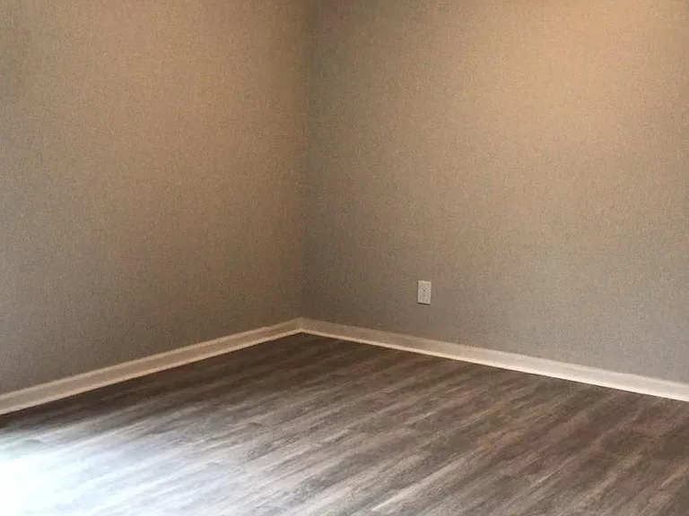 992 Vintage Pointe Dr — Photo 17