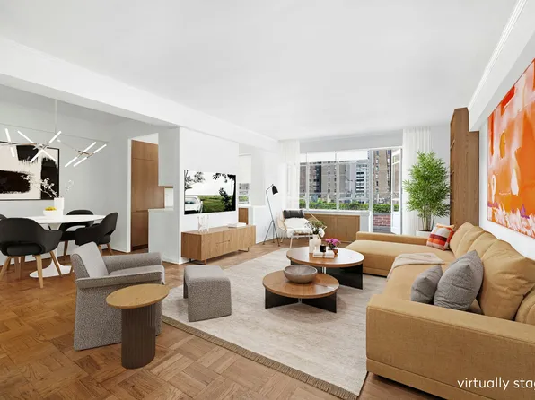 20 East 74th Street 8A image 2 of 21