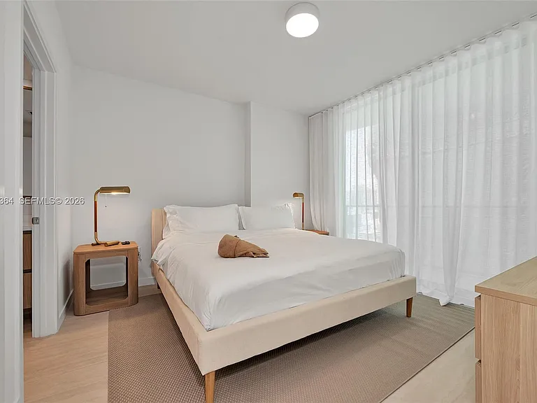 77 SE 5th St #1906 — Photo 11