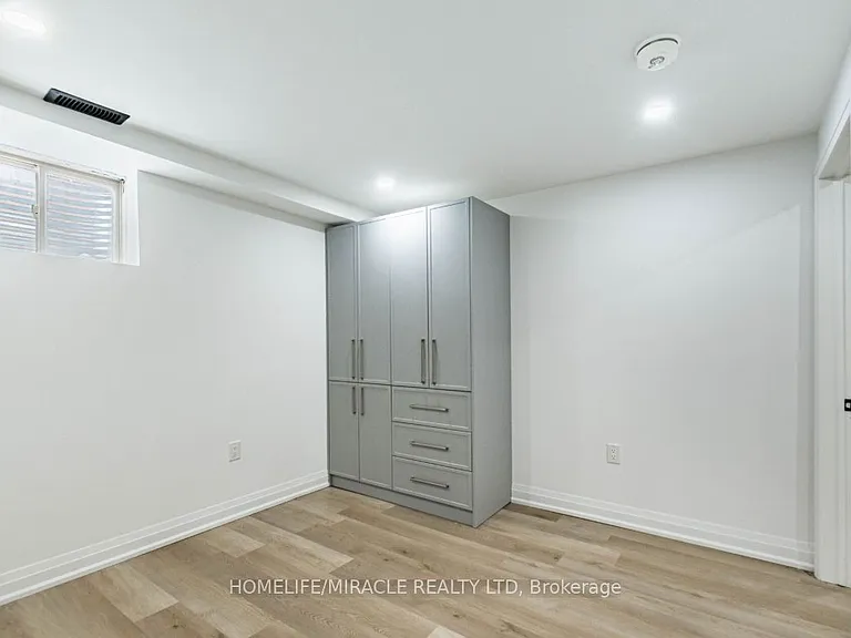 7 Bushwood Trl — Photo 10