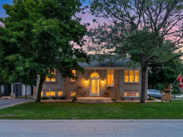 52 Harbour Cres, Wasaga Beach, ON L9Z 1G5