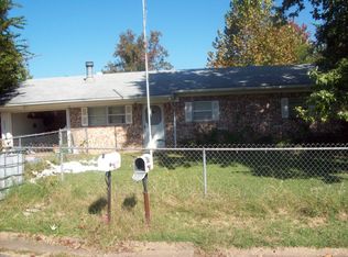 3802 Pleasant St, Ozark, AR 72949