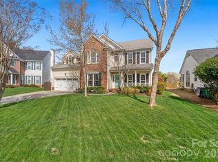 8520 Newton Ln, Charlotte, NC 28277