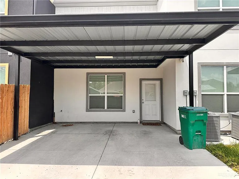 5506 N Crown Point — Photo 20