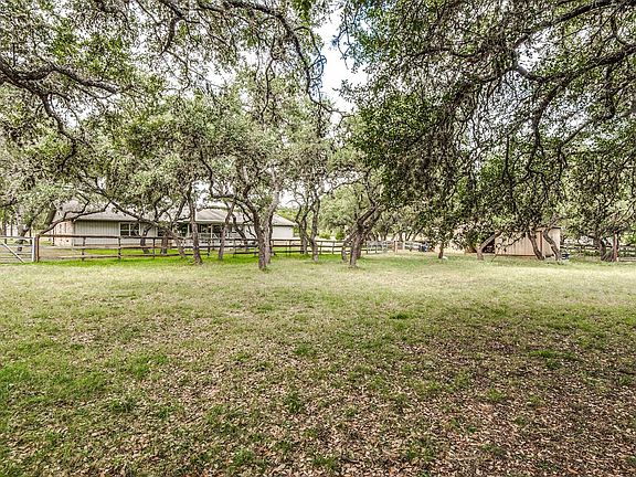 3rd image of 8501 Oak Thicket