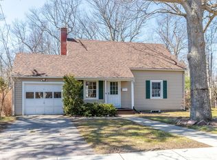 70 Dodds Ct, Burlington, VT 05408