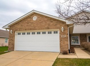 10647 Keystone Ln, Winfield, IN 46307