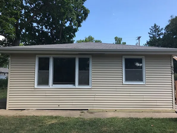 636 Griffith Dr, Manhattan, KS 66502