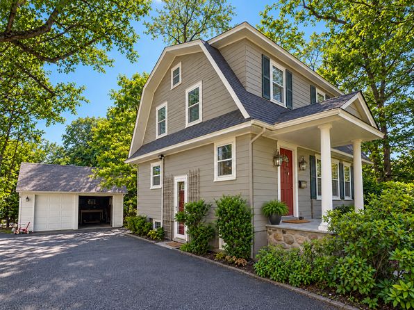 84 Valley View Ave