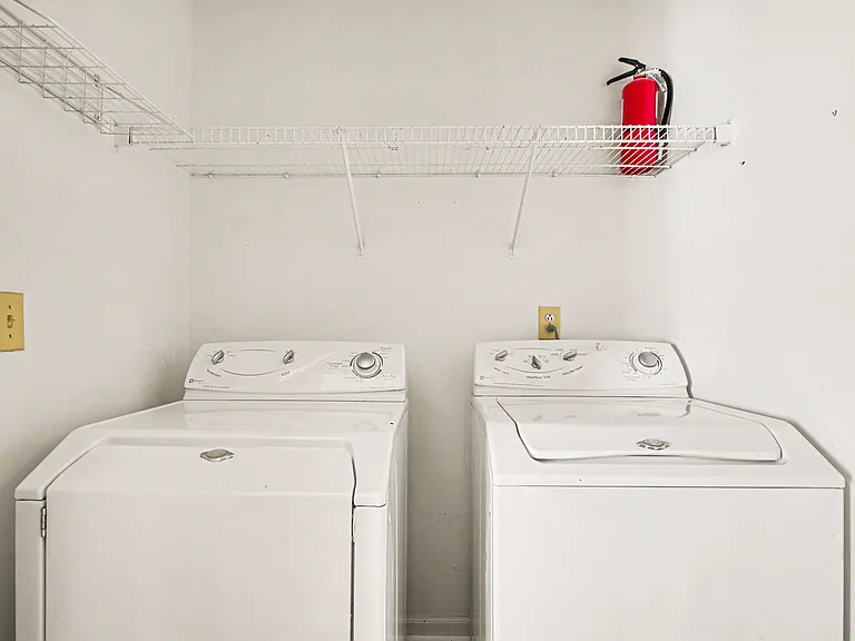 8630 Morgan Run Ct — Photo 23